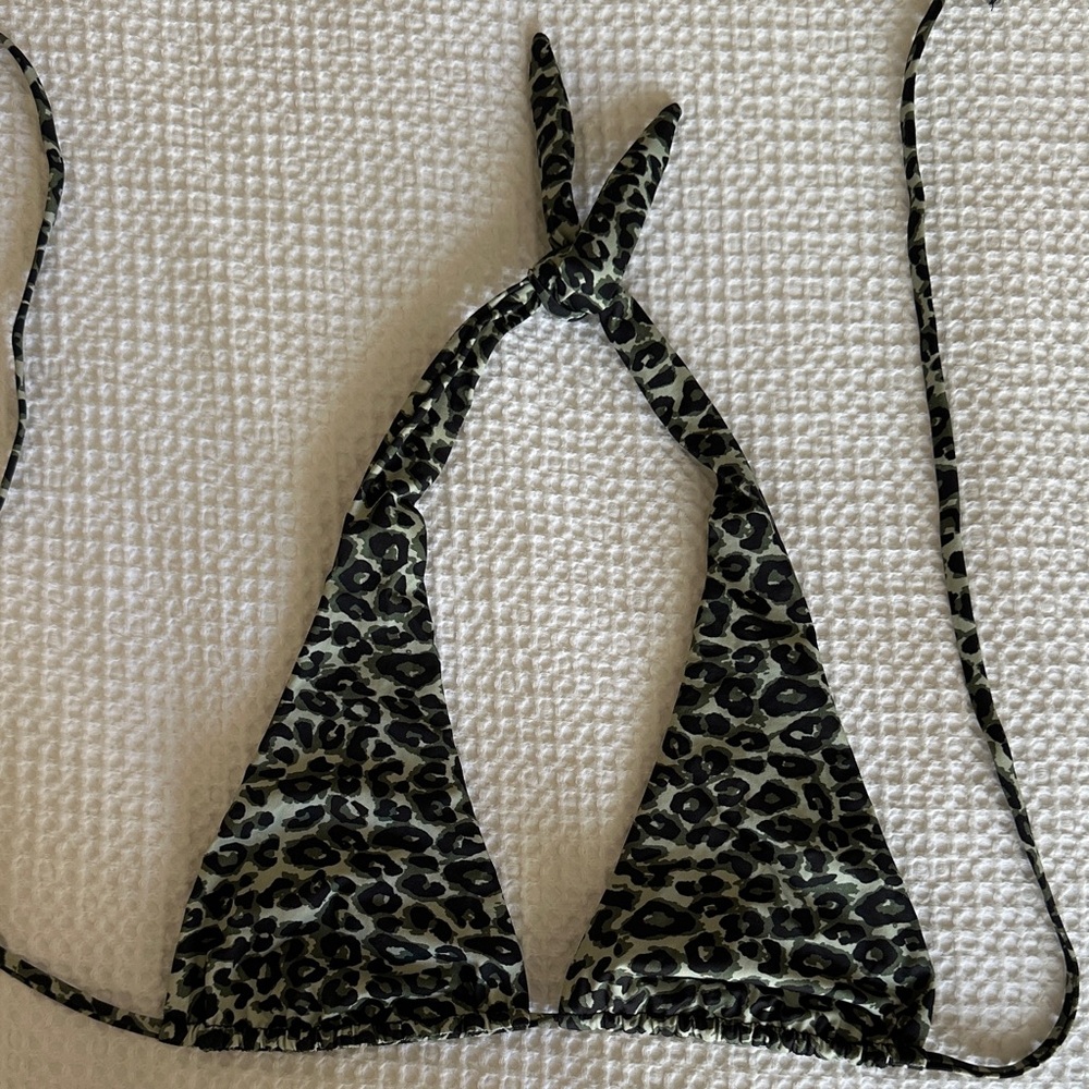iNAMORATA Leopard Print Bikini - Picture 4 of 5